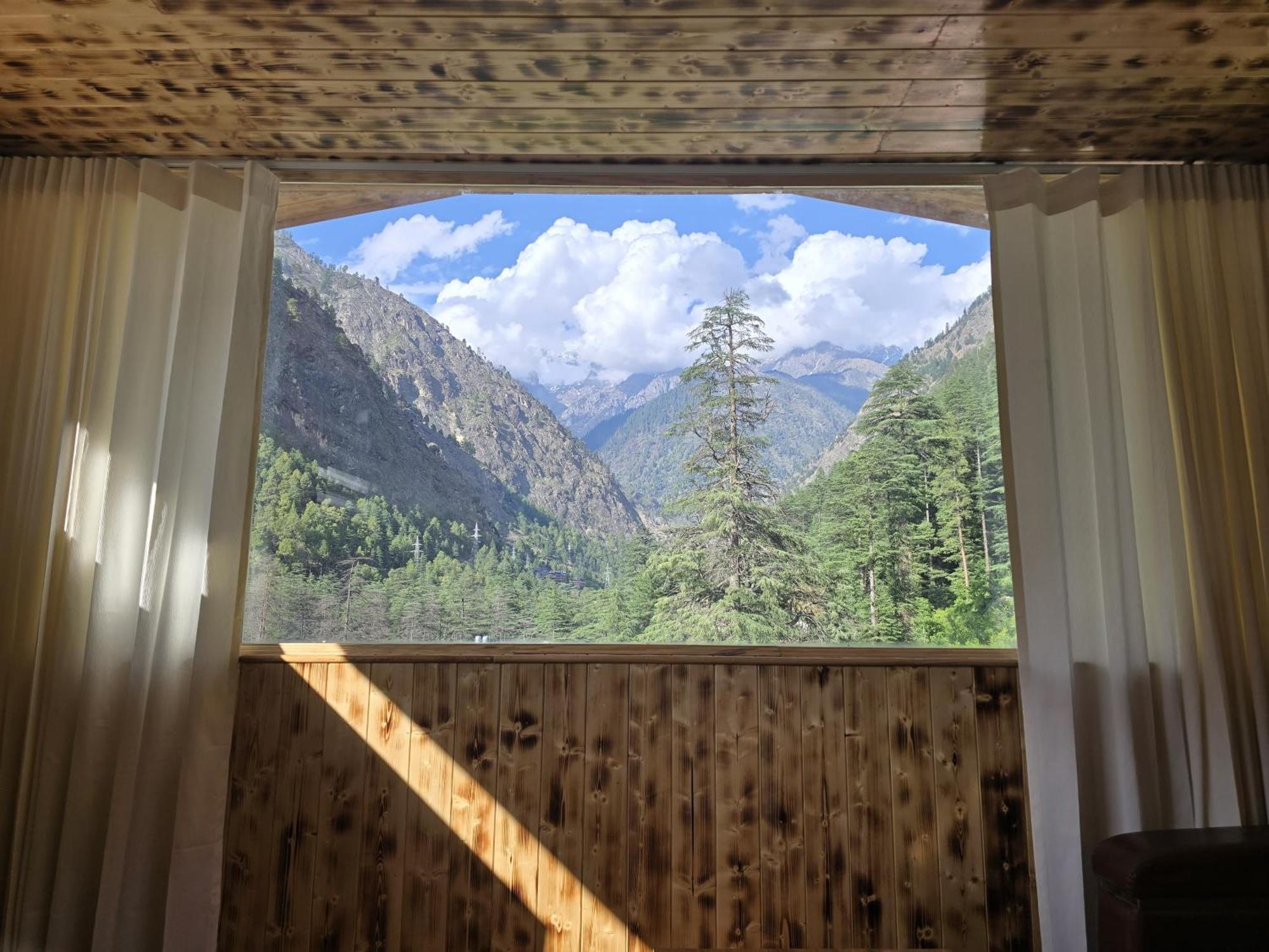 Hotel The Hillside à Kasol Extérieur photo
